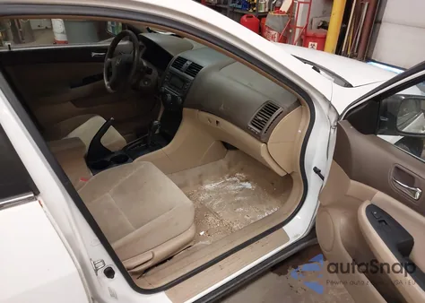 2006 Honda Accord 2.4 Lx из США, поврежденный, VIN 1HGCM56406A047851